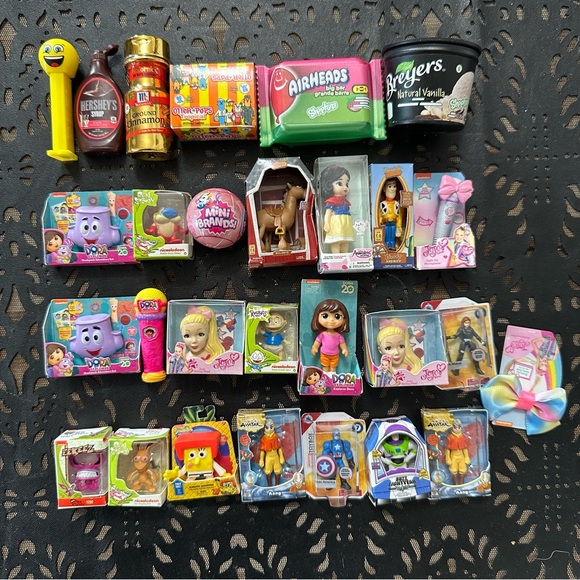 Zuru Other - Lot of 28 Zuru Mini Brands Foods Nickelodeon Disney